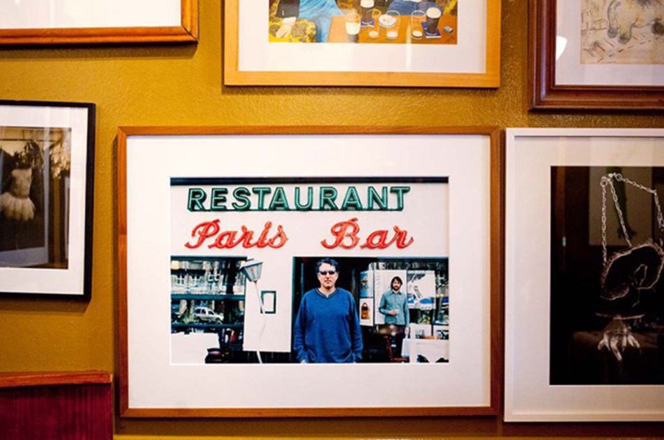 PARIS BAR
