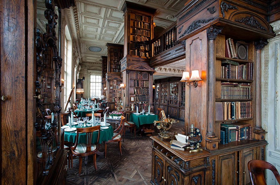 CAFE PUSHKIN