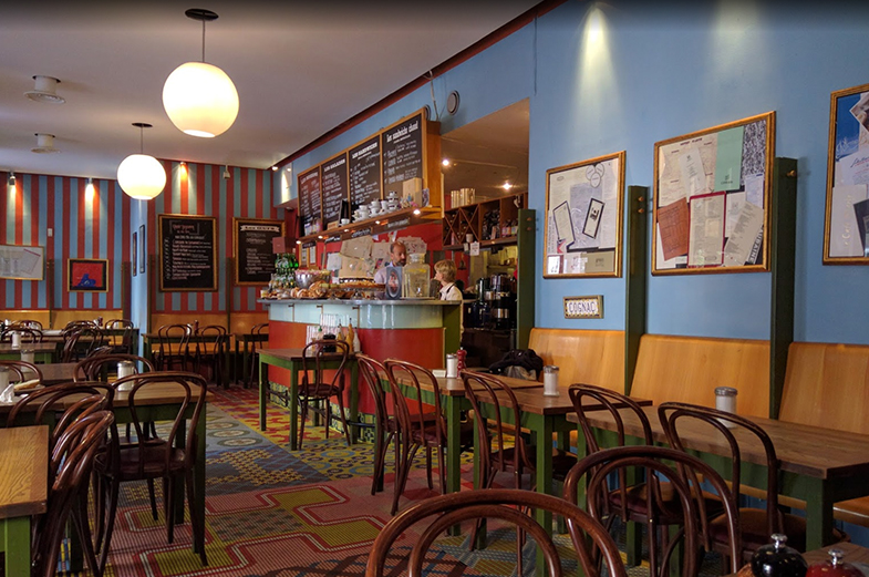 CAFÉ SATURNUS