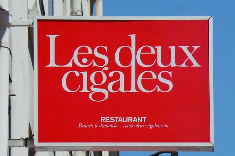 LES DEUX CIGALES